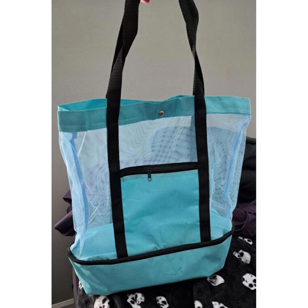 Insulated beach bag